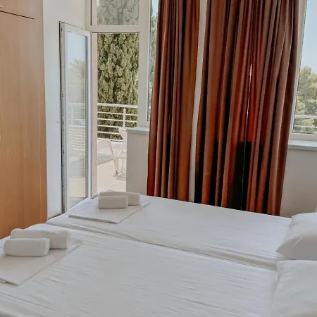 Ljetni Raj * Baška Voda